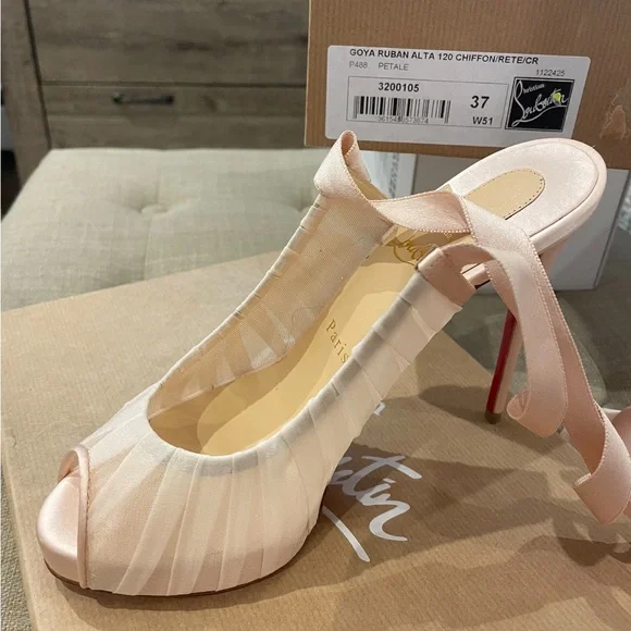 Christian Louboutin | Shoes | Goya Ruban Alta 2